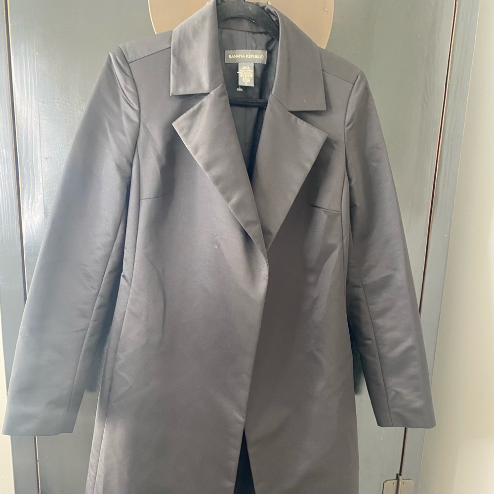 Long black blazer, satin material